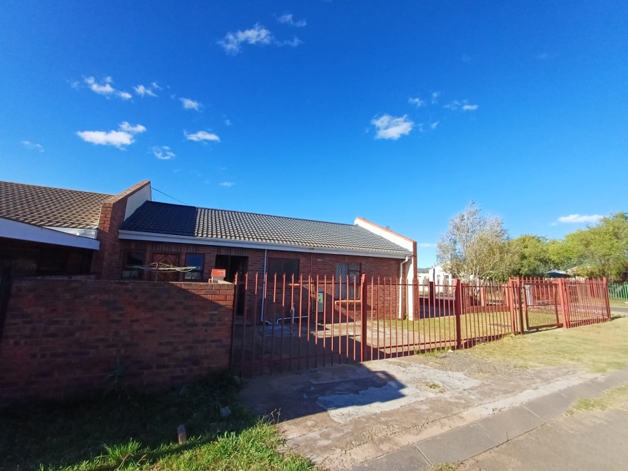 3 Bedroom Property for Sale in Laurie Dashwood Park Eastern Cape